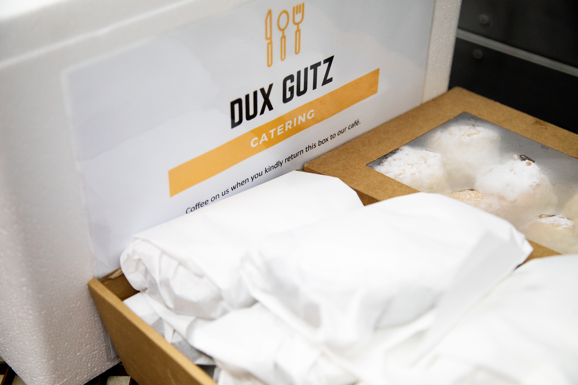 Catering delivery and setup Brisbane - Dux Gutz